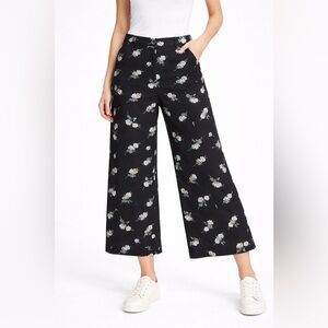 Elaine Rose Black Floral Wide Leg Cropped Pants Size 8